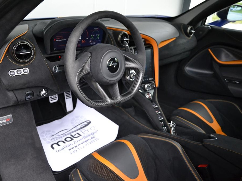 McLaren 720S