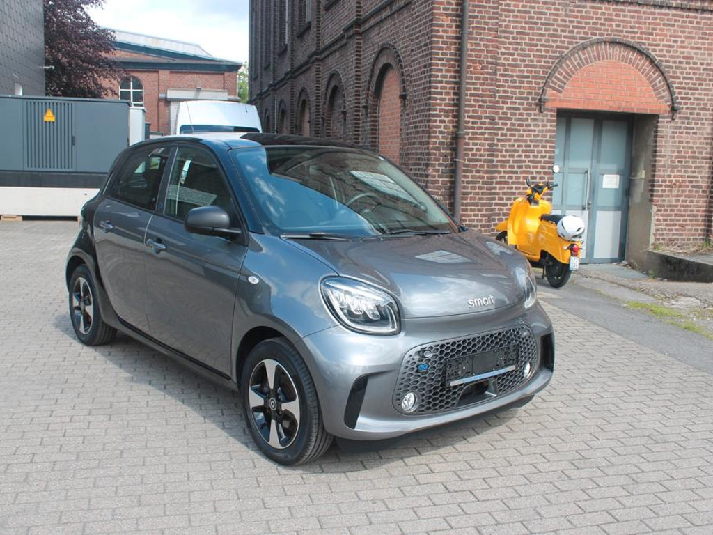 Smart EQ forfour