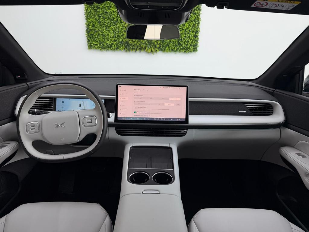 Xpeng G6