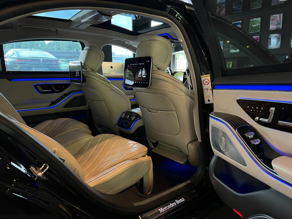 Mercedes-Benz S-Klasse