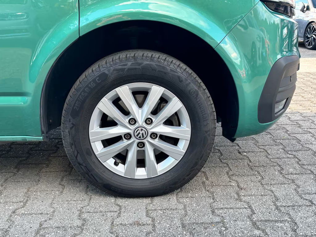 Volkswagen Caravelle