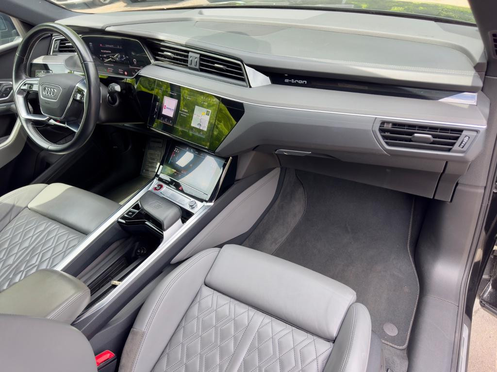 Audi e-tron