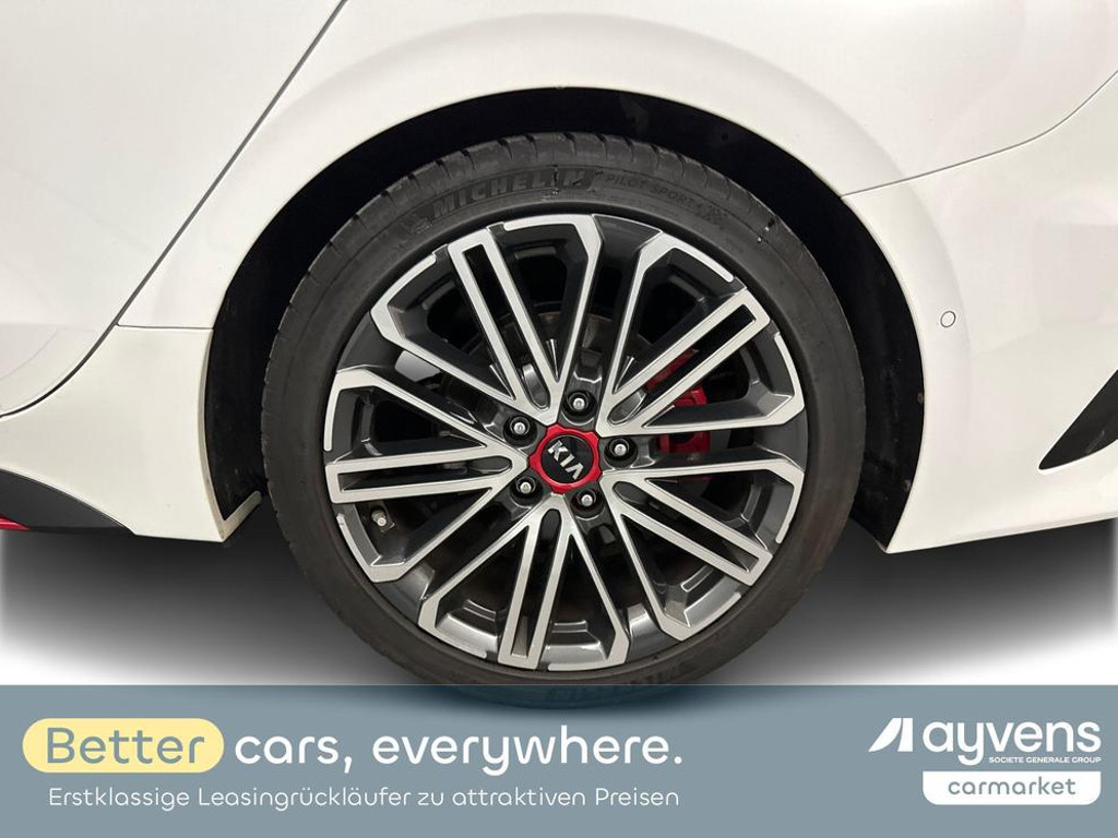 Kia ProCeed