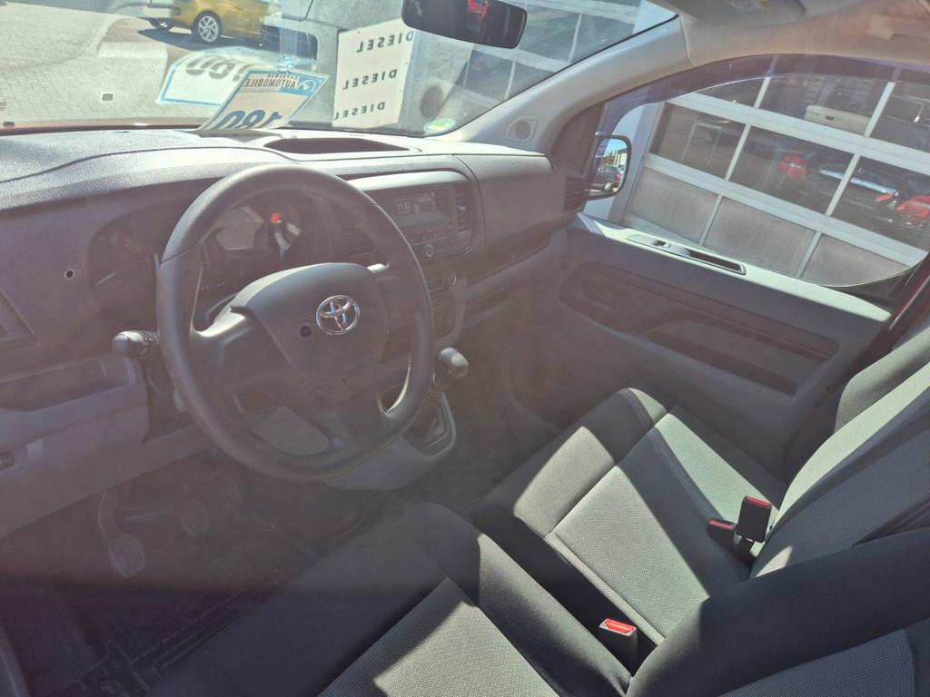 Toyota Proace (Verso)
