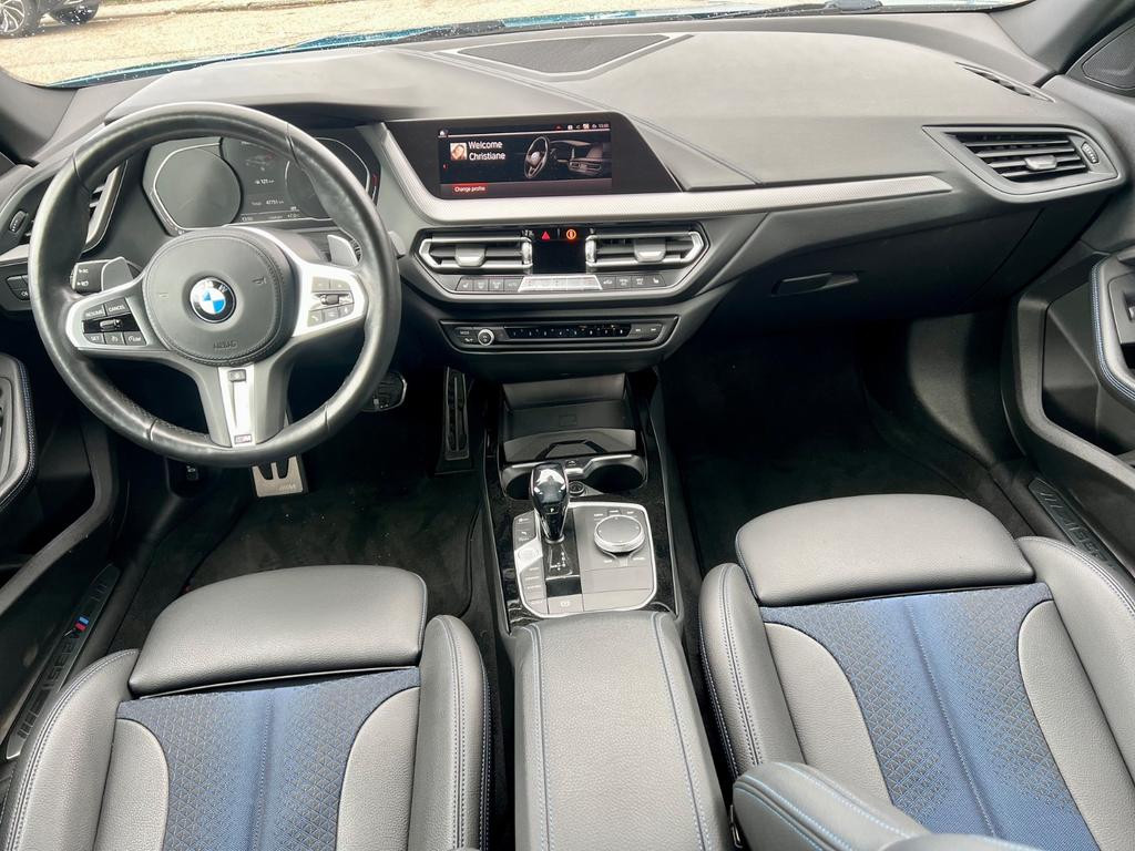 BMW M235