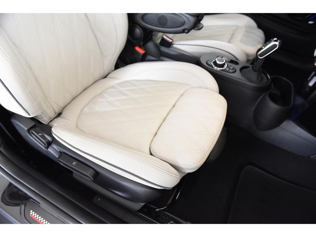 Mini John Cooper Works Cabrio