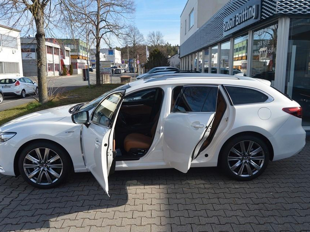 Mazda 6