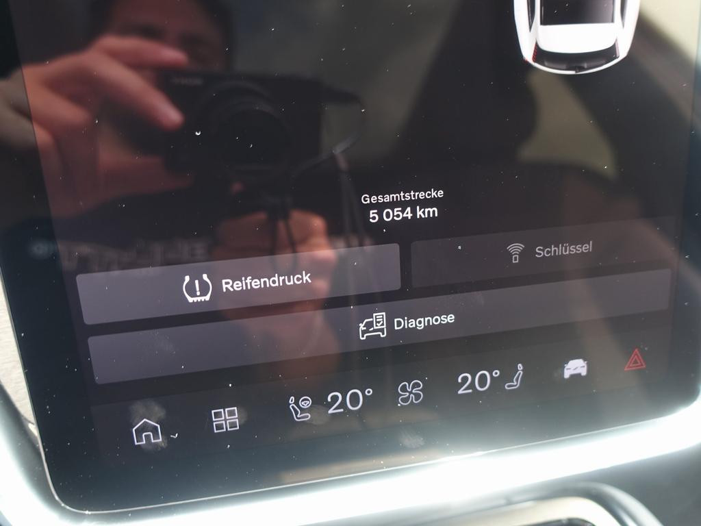 Volvo EX90