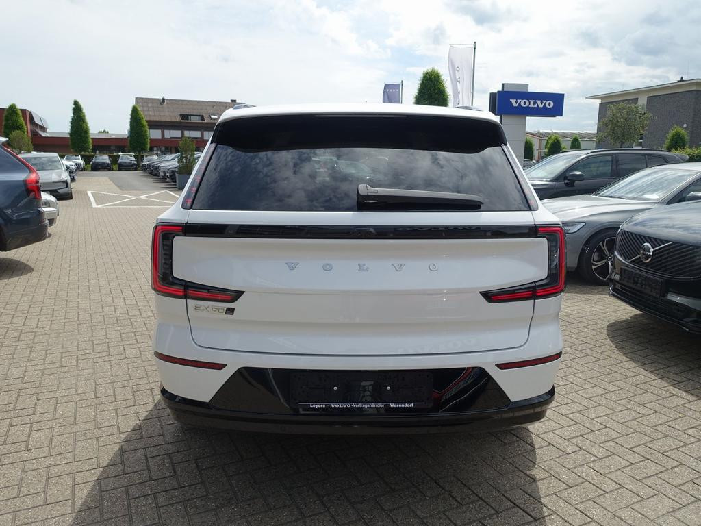 Volvo EX90