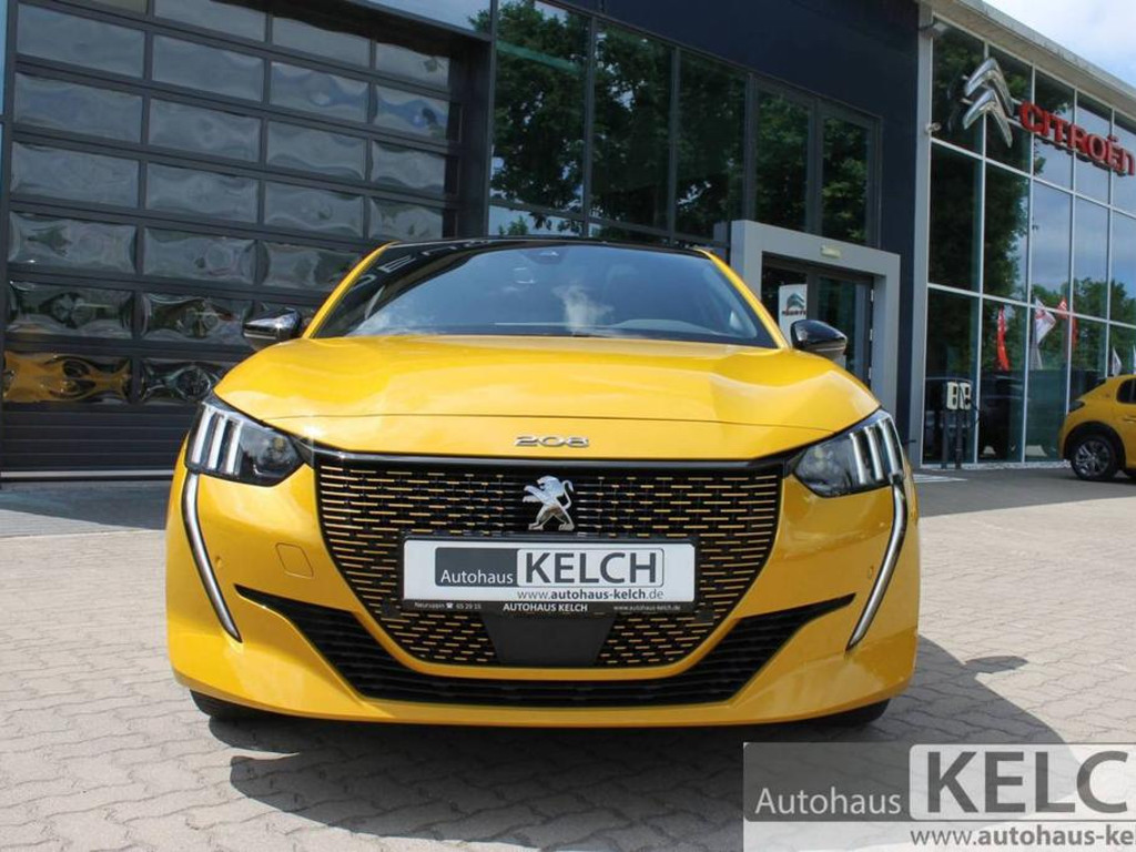 Peugeot e-208