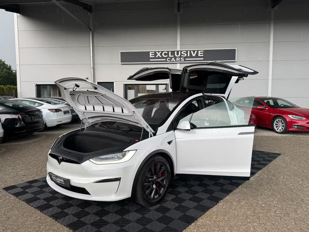 Tesla Model X