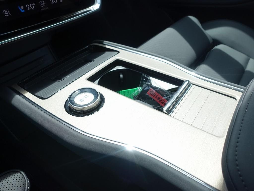 Volvo EX90