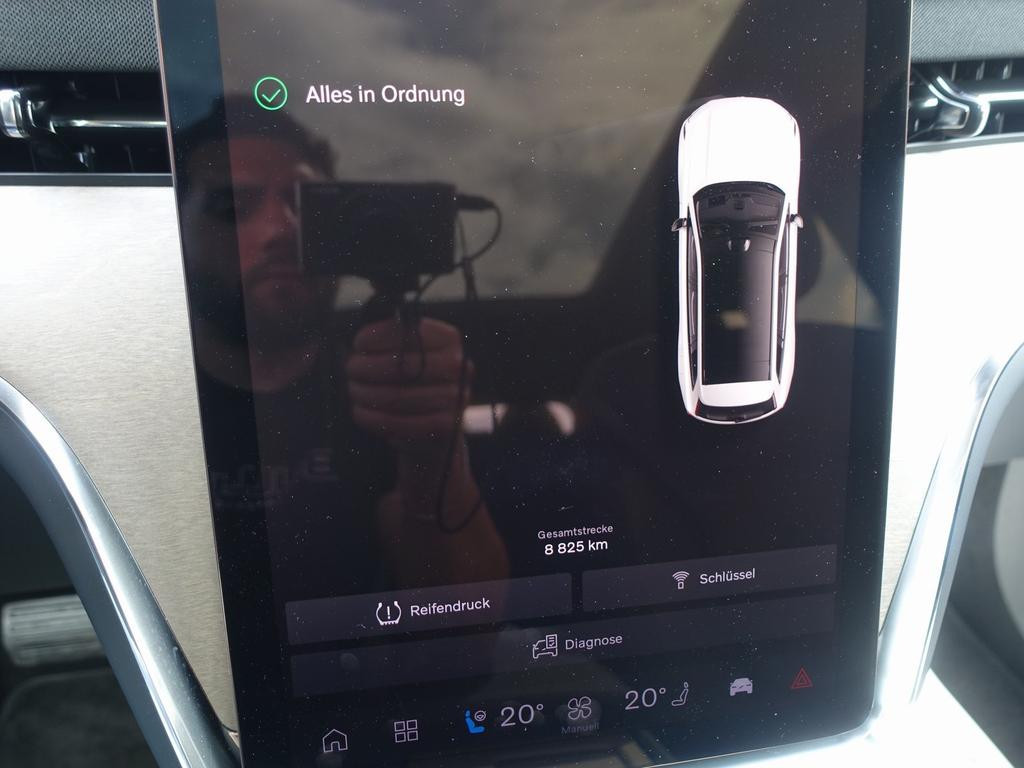 Volvo EX90