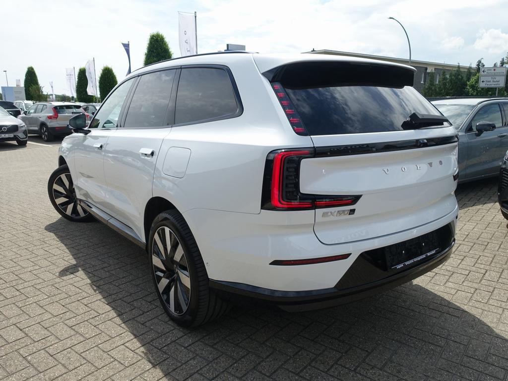Volvo EX90