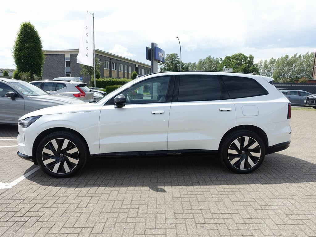 Volvo EX90