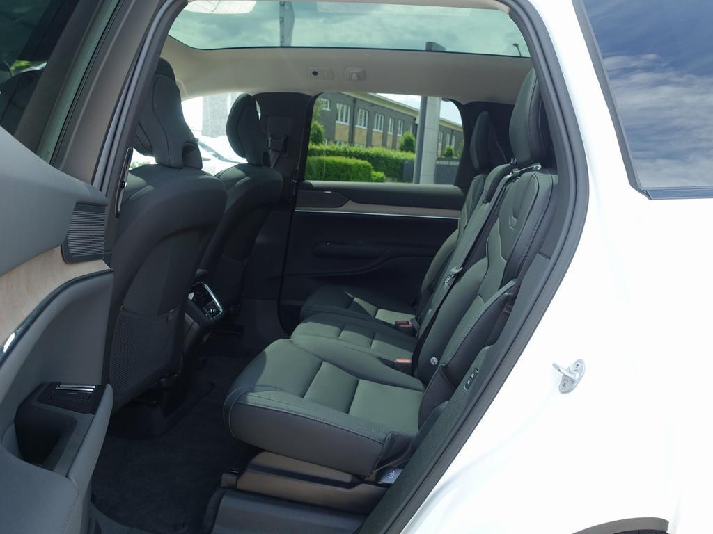 Volvo EX90