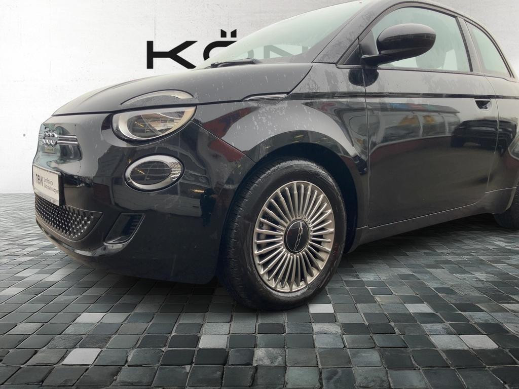 Fiat 500e MY23 118PS 42kWh KLIMA*CARPLAY*TEMPOMAT*DAB