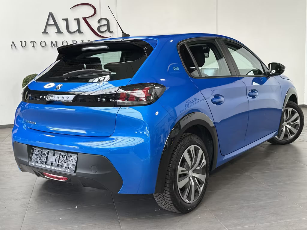 Peugeot e-208