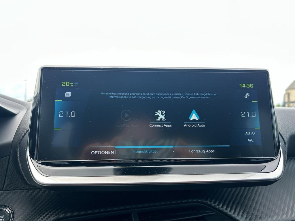 Peugeot e-208