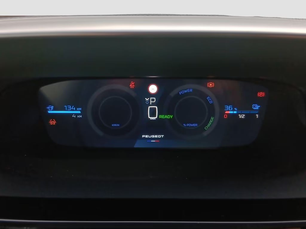 Peugeot e-308