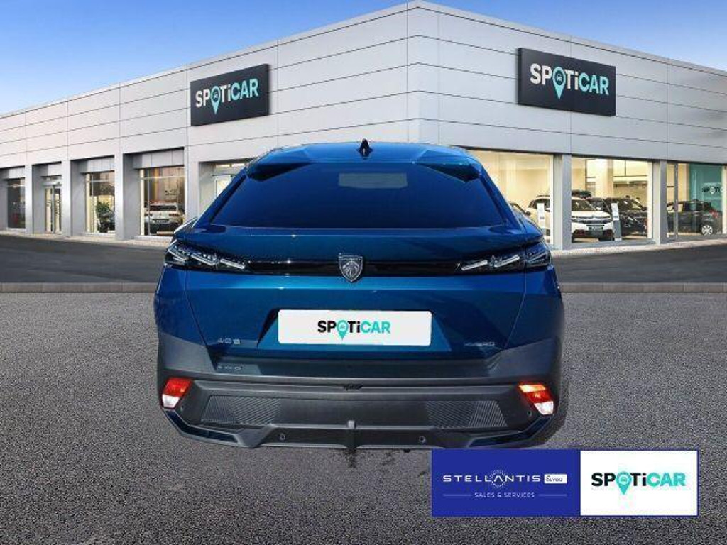 Peugeot 408