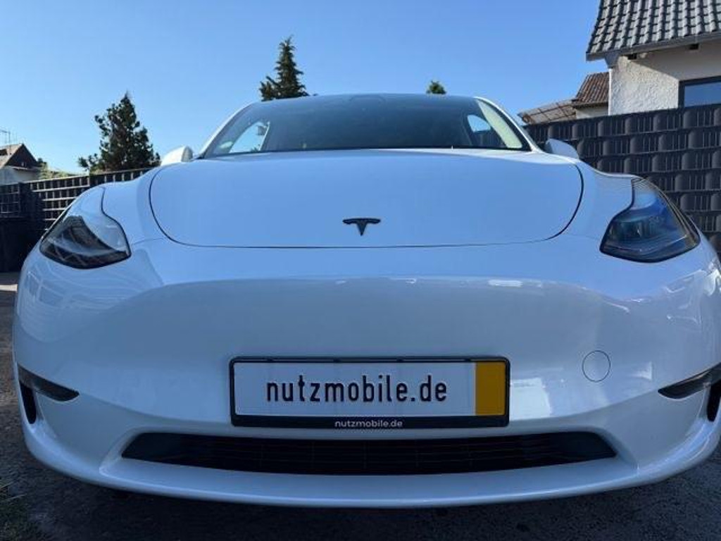 Tesla Model Y Long Range Dual Motor AWD