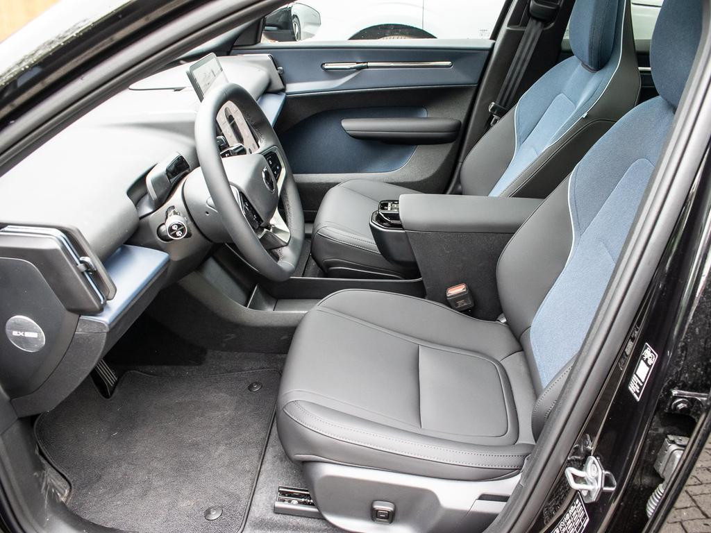 Volvo EX30