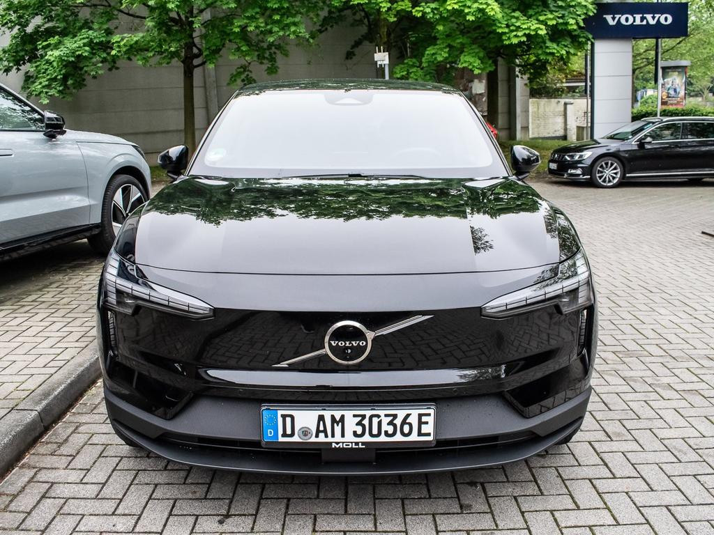 Volvo EX30