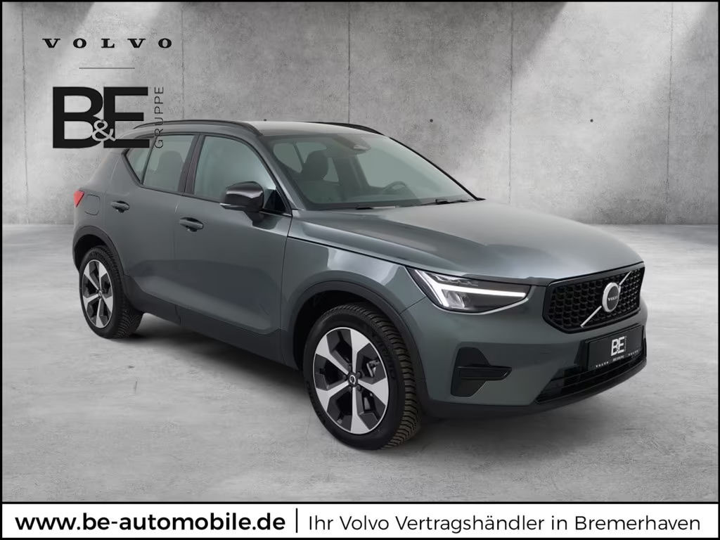 Volvo XC40 Plus Dark