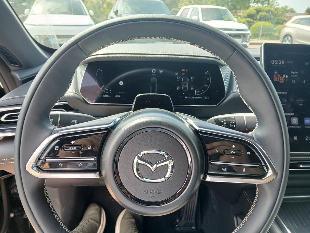 Mazda 6e