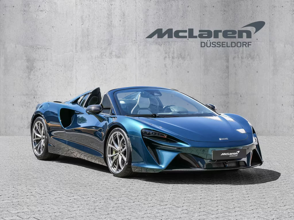 McLaren Artura Spider