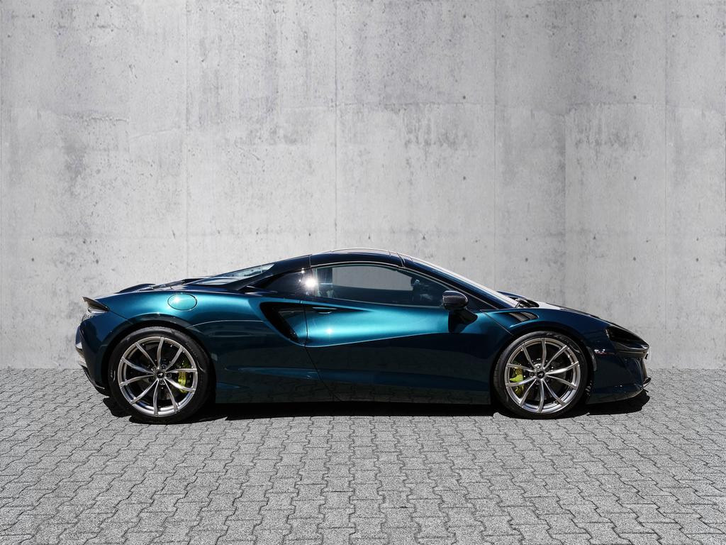 McLaren Artura