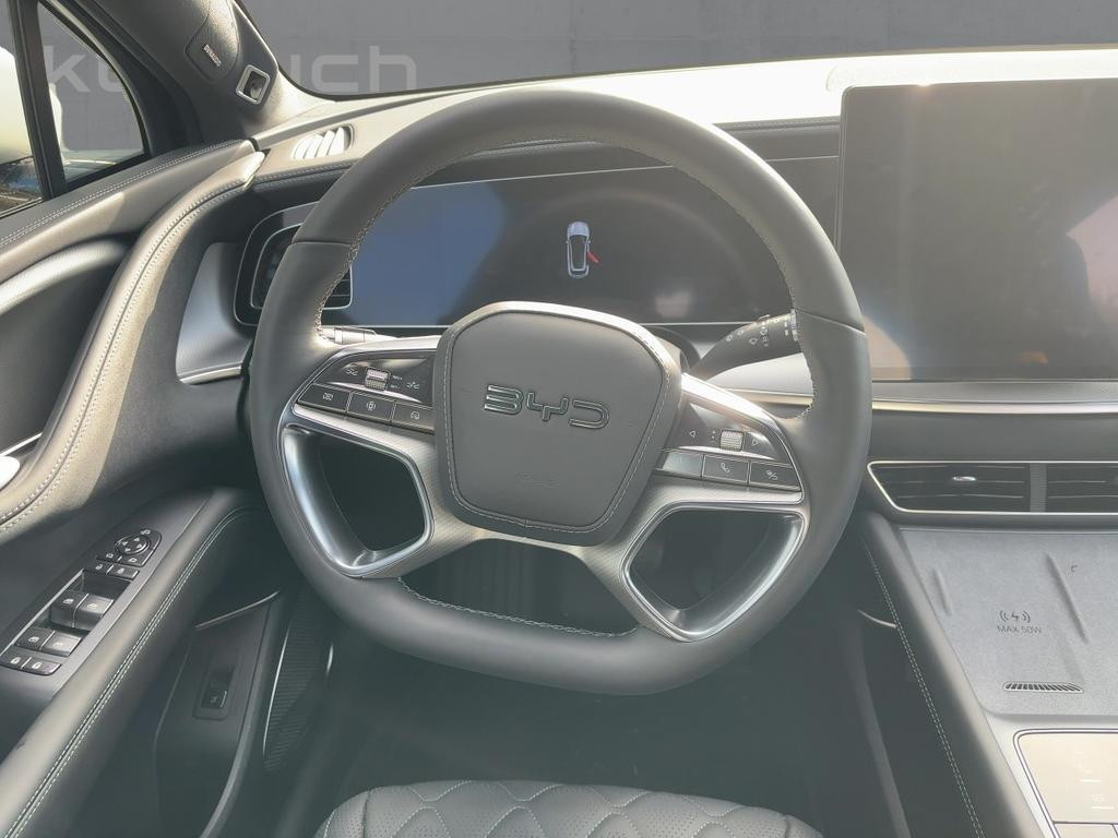 BYD Sealion 7