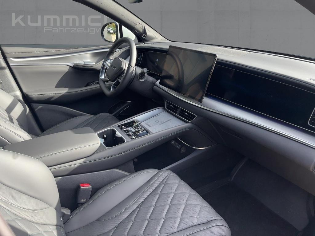 BYD Sealion 7