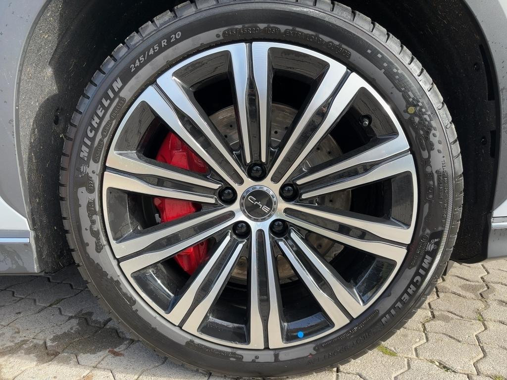 BYD Sealion 7