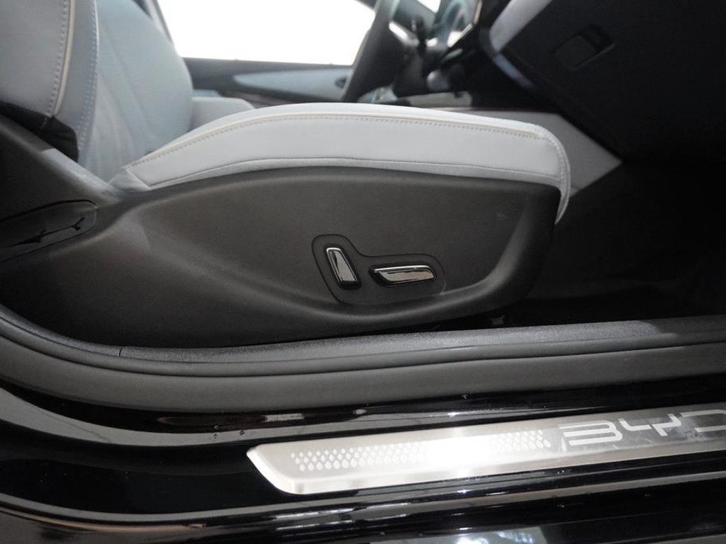 BYD Seal