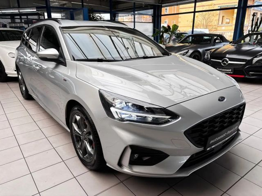 Ford Focus Wagon ST Line