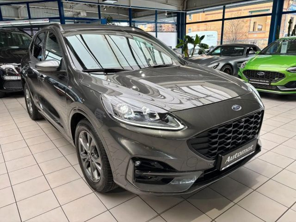 Ford Kuga ST Line Hybrid X