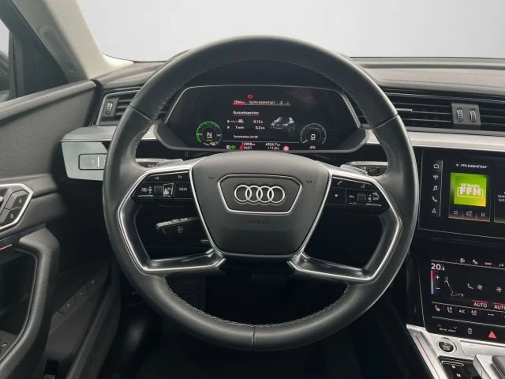 Audi Q8 e-tron