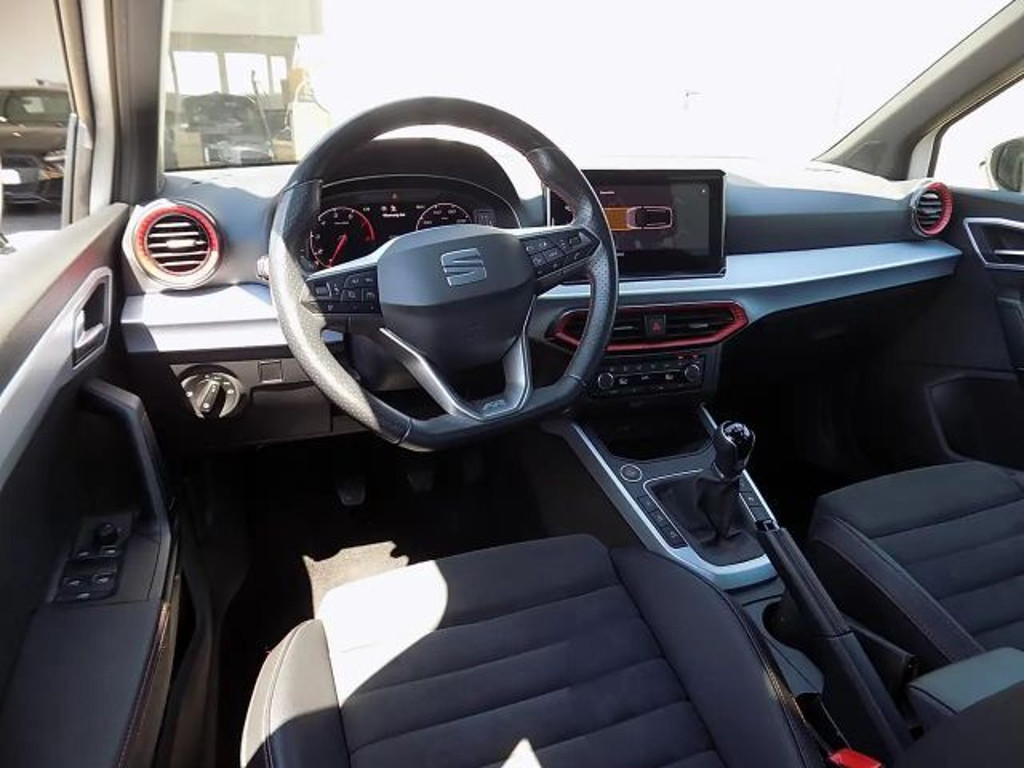 Seat Arona