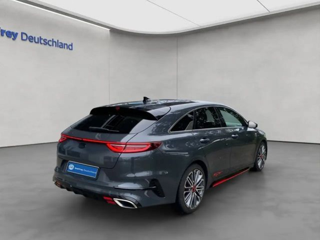 Kia ProCeed