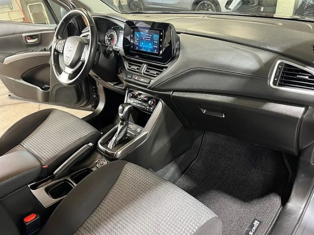Suzuki S-Cross