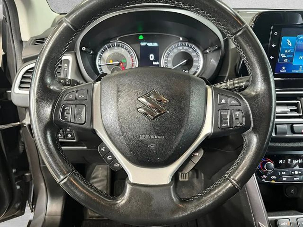 Suzuki S-Cross