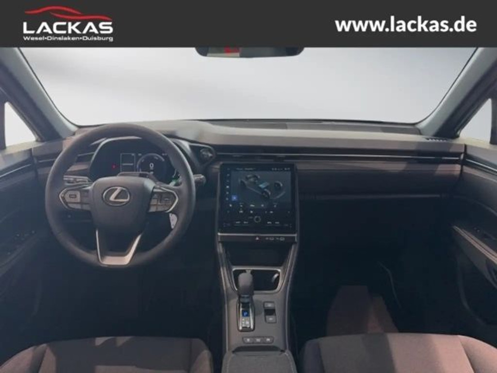 Lexus LBX