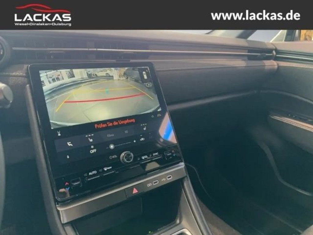 Lexus LBX