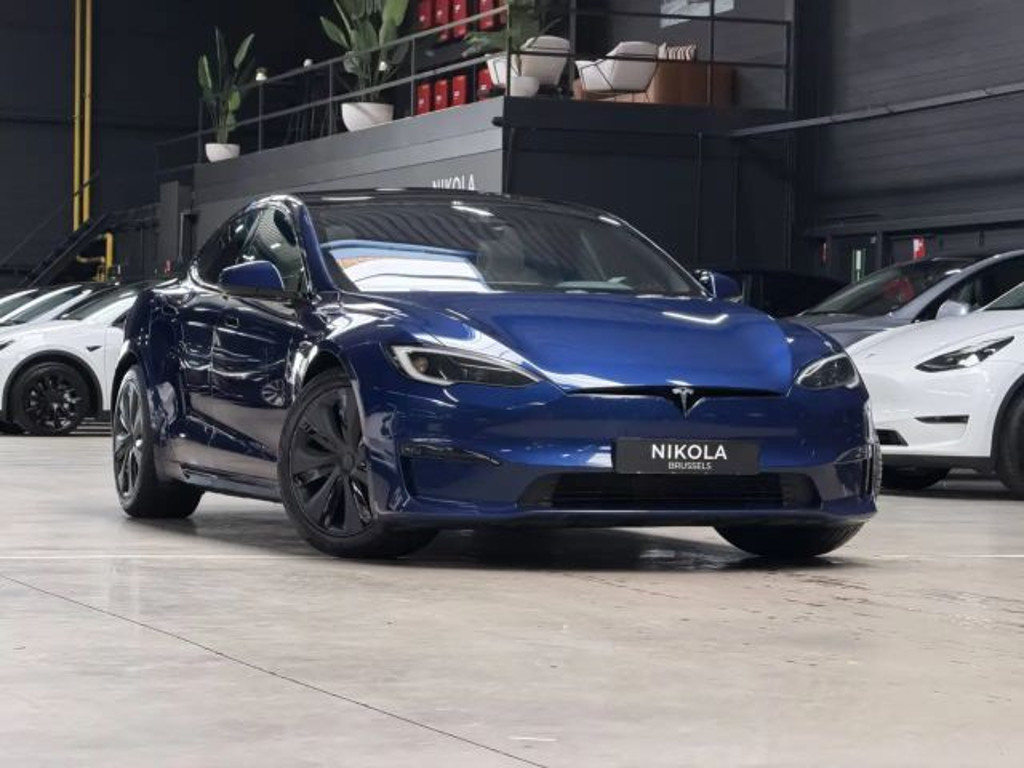 Tesla Model S Long Range