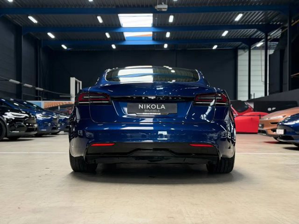Tesla Model S