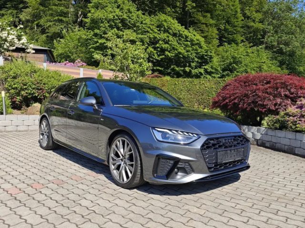 Audi A4 Avant S-Line 30 TDI