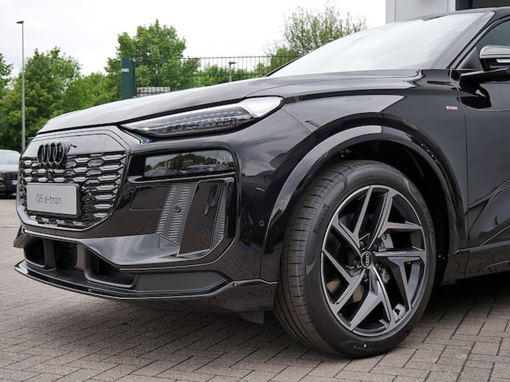 Audi Q6 e-tron