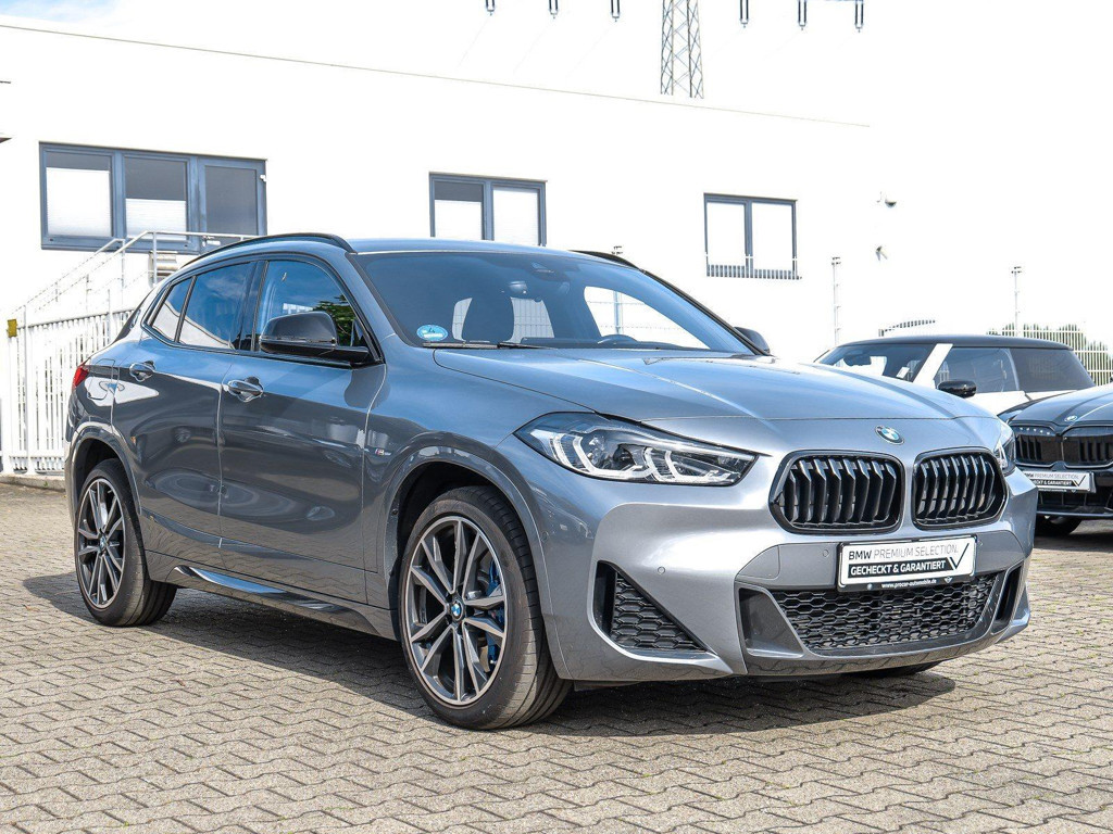 BMW X2